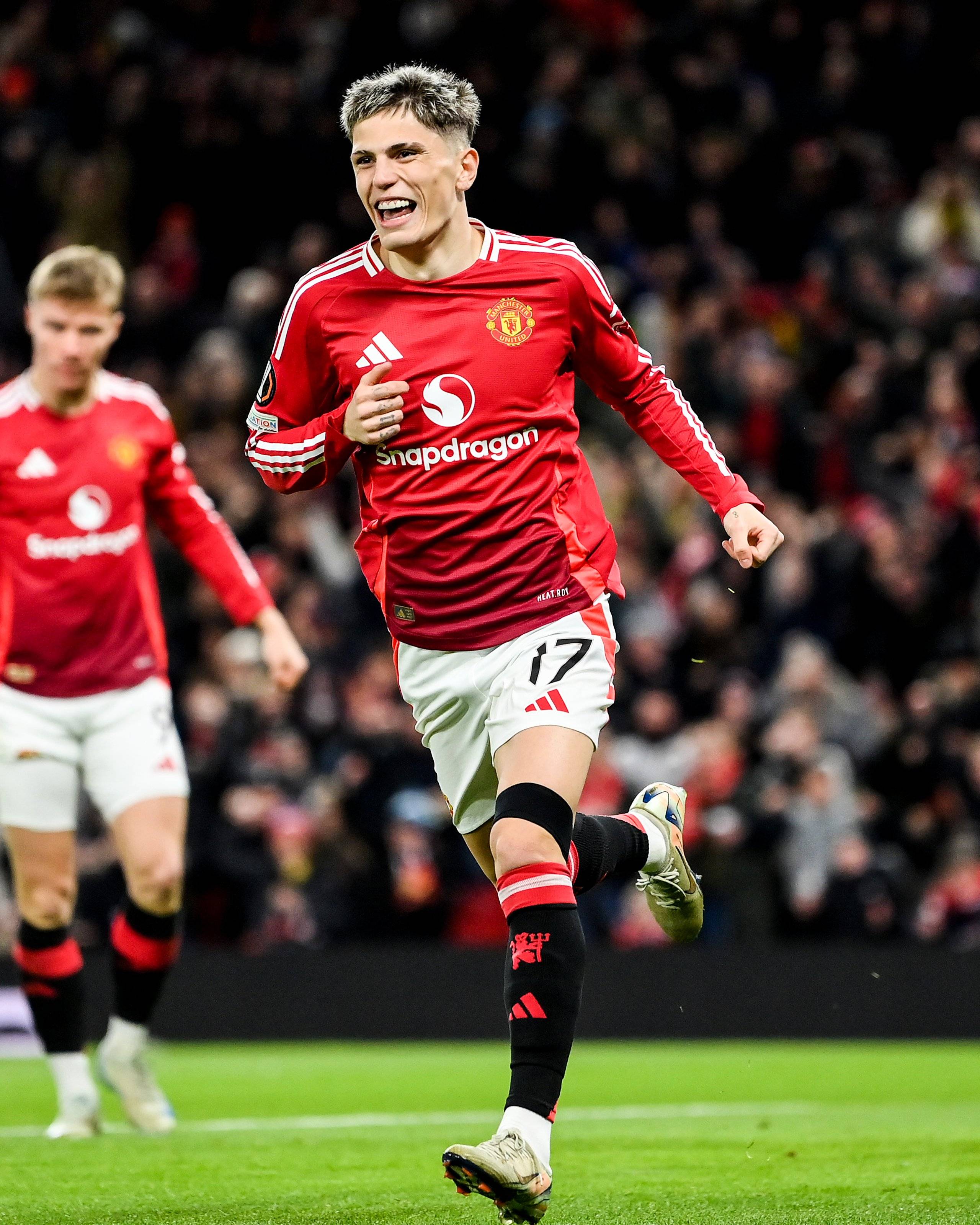 曼联绝杀那不勒斯，库尔图瓦统治全场