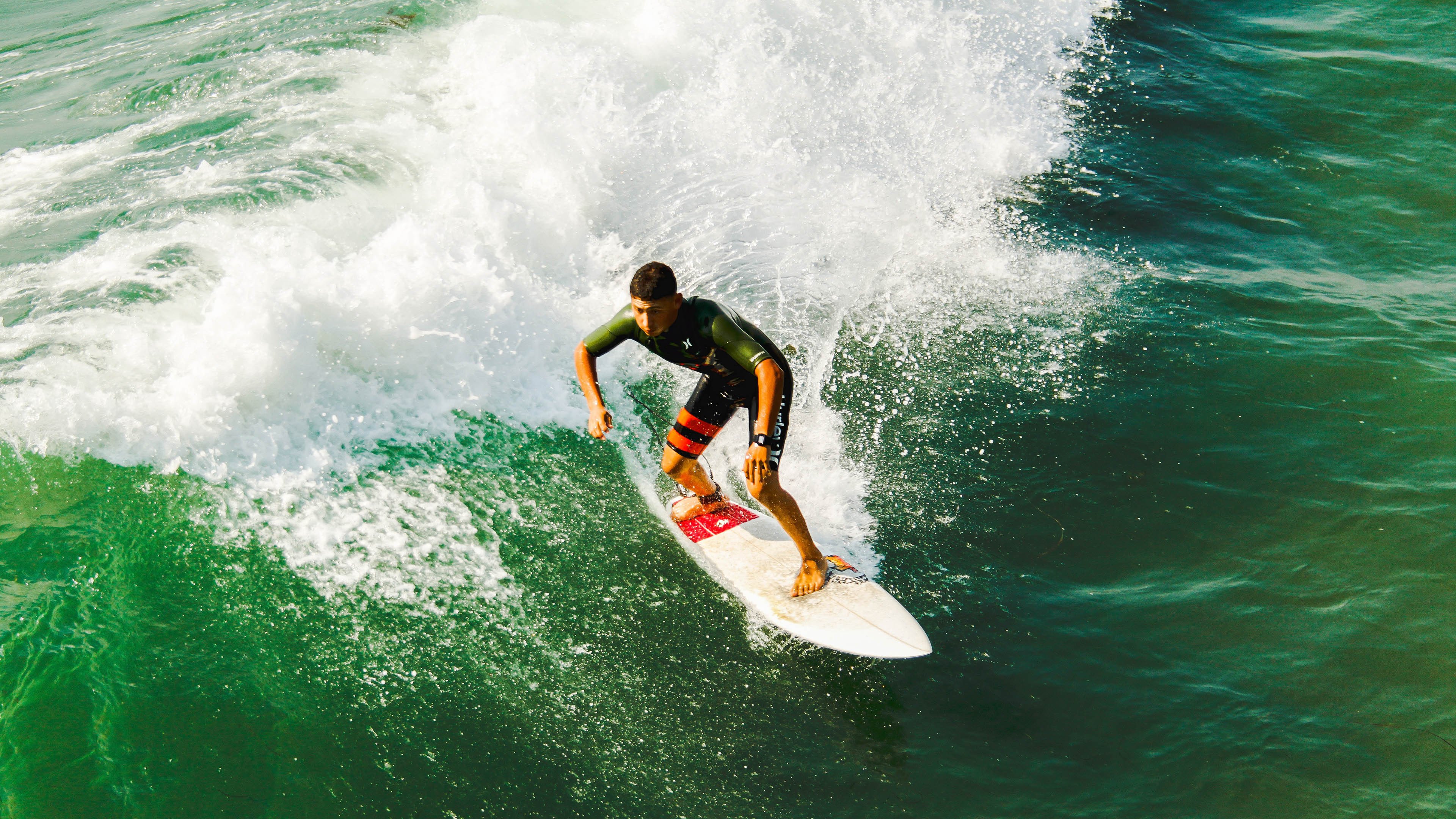 雷霆正面击溃雄鹿,东契奇冠军级表现,宣告新时代降临