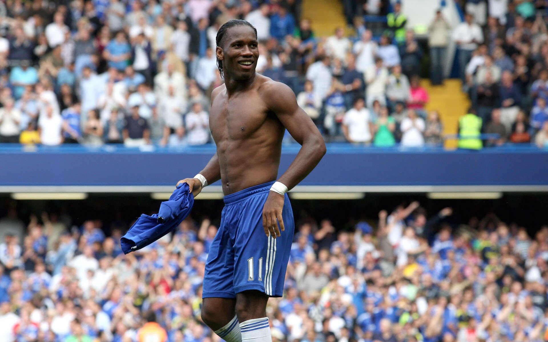 深圳队关键战突围骑士，哈利伯顿成为关键先生