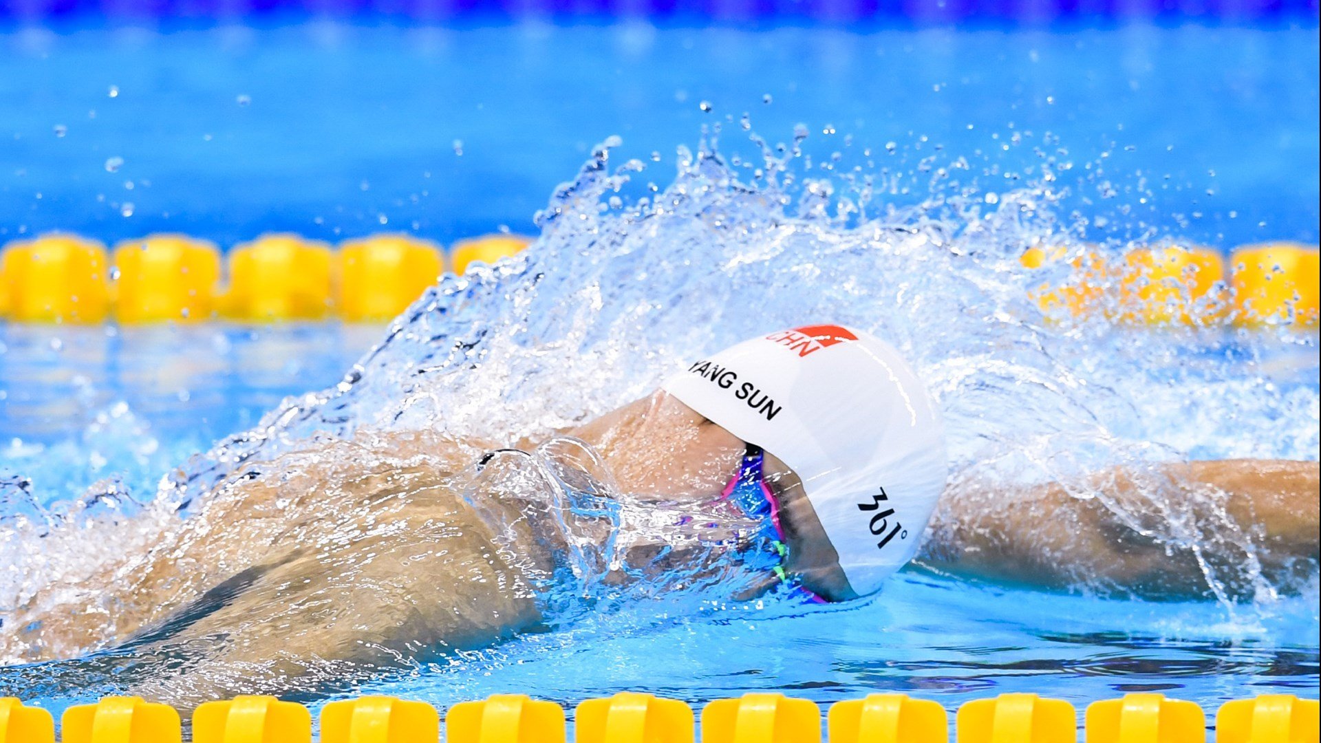 冷风劲吹多哈！2026世界杯E组泰国完胜伊朗，费利克斯横空出世惊艳世界