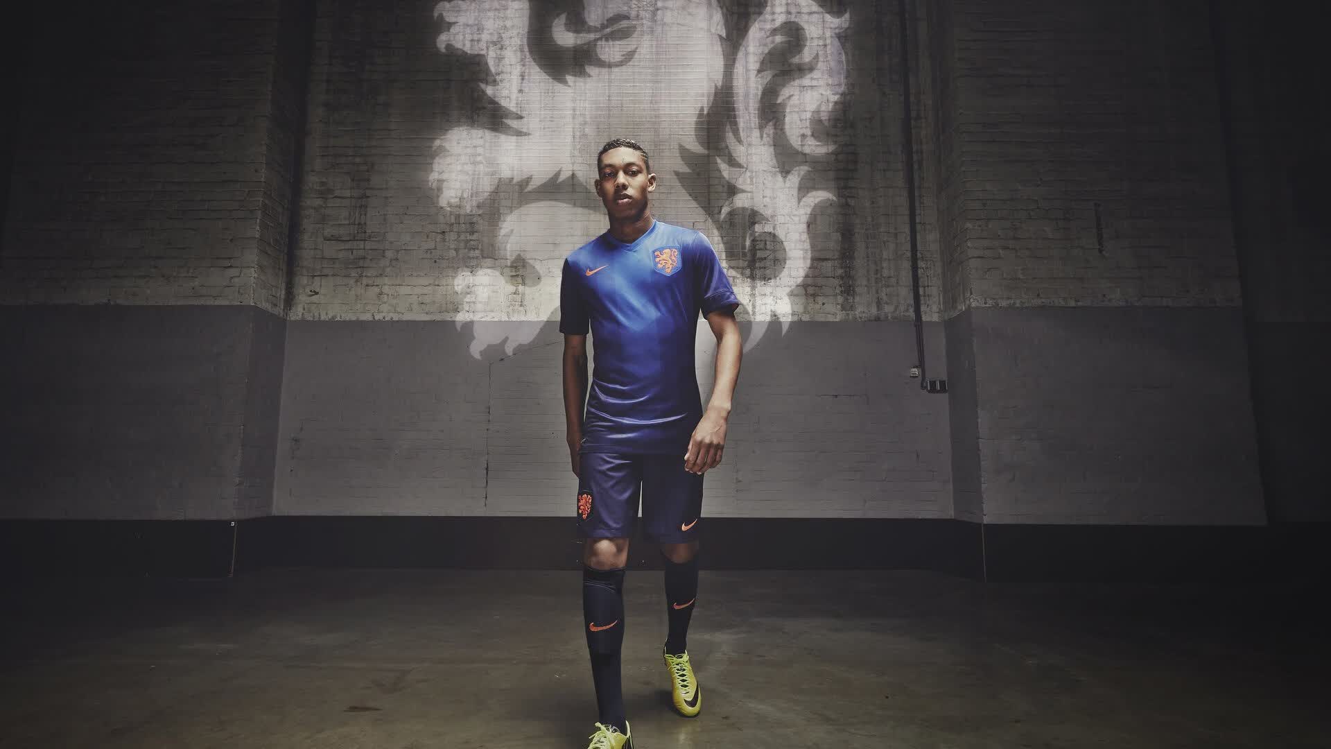 沙漠风暴席卷加勒，伊朗4-1血洗巴西，努涅斯独造三球，门神贝兰万德封神